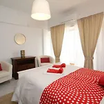 Poppy House In Anjos